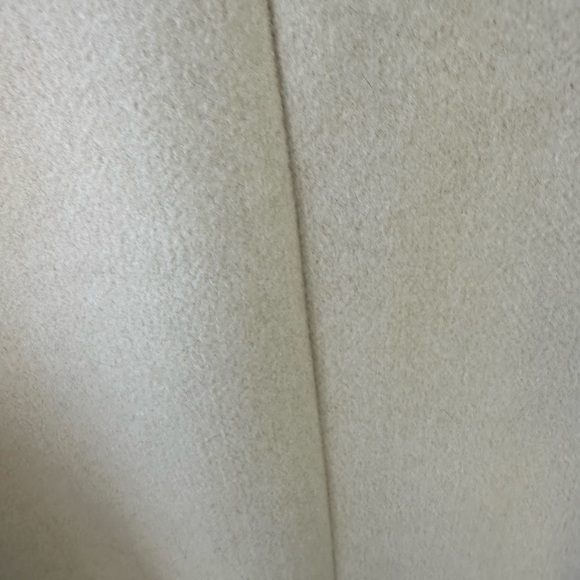 Cream coat - Picture 5 of 7